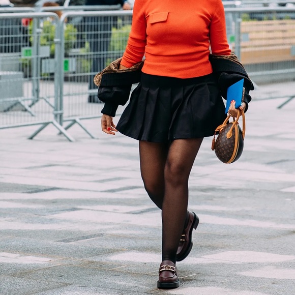 LOUIS VUITTON Academy Loafer - Picture 15 of 15